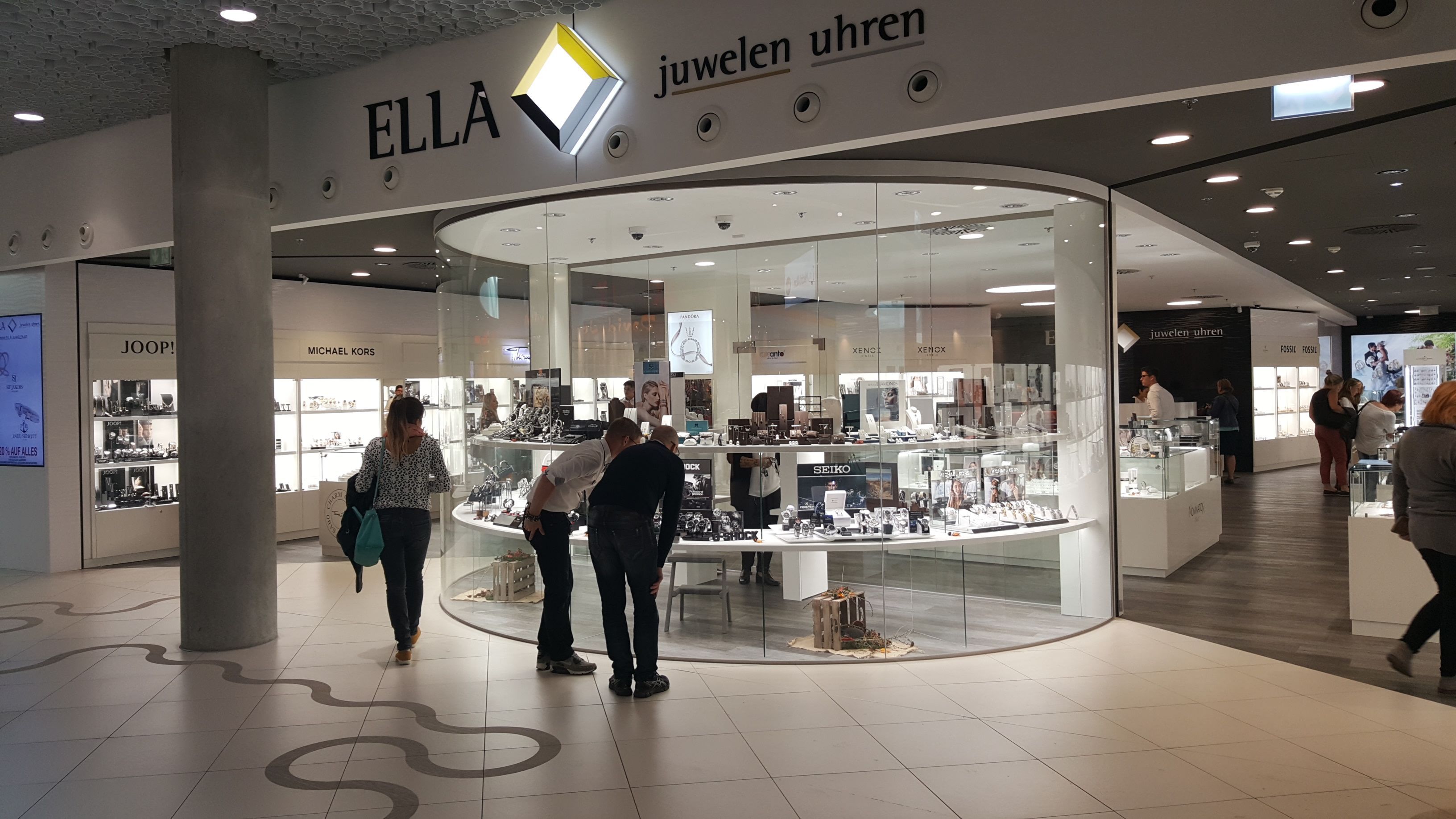 The Mall Wien Mitte ELLA Juwelen Store The Mall Wien Mitte ELLA Juwelen Store